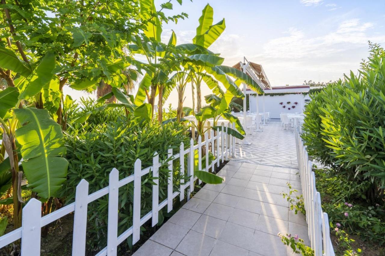 אבסלאר Ramira Beach Hotel מראה חיצוני תמונה